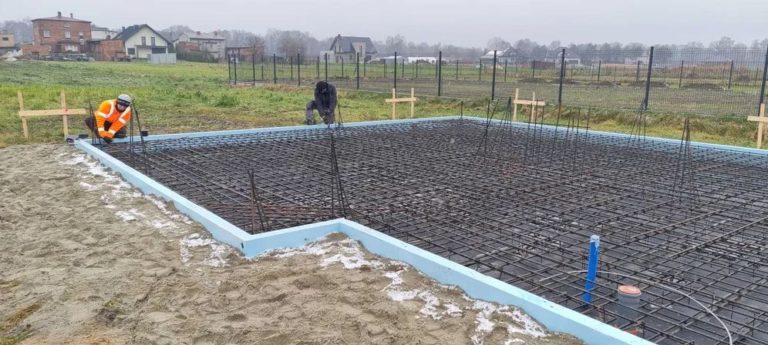 Przepompownie ścieków i wód deszczowych. jak rozwiązać problem trudnego ukształtowania terenu?